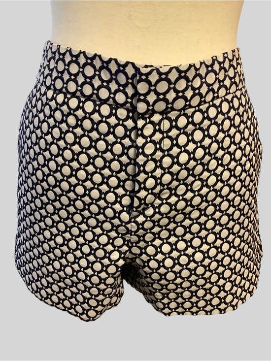Banana Republic Pants - Banana Republic Hampton Fit Navy Blue & White Geometric Print Shorts Size 12